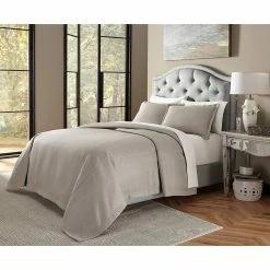 New ???? Michael Amini Port Orleans 3 Pc. Bed Throw Set ✨