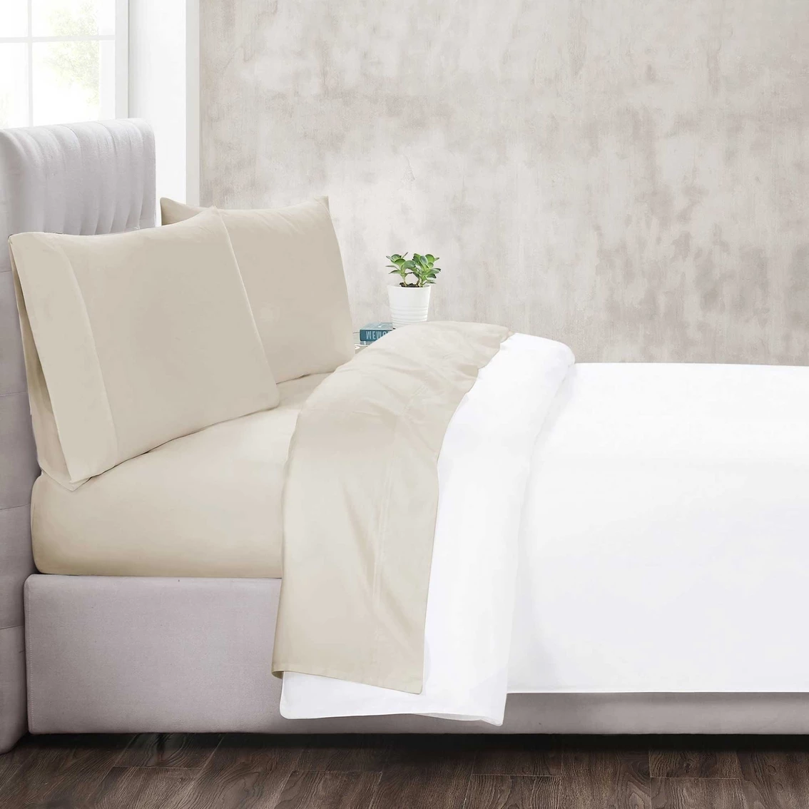 Best deal ???? Christian Siriano 300 Thread Count Cotton Sateen Sheet Set ✨ 4 Best deal ???? Christian Siriano 300 Thread Count Cotton Sateen Sheet Set ✨ - Image 2