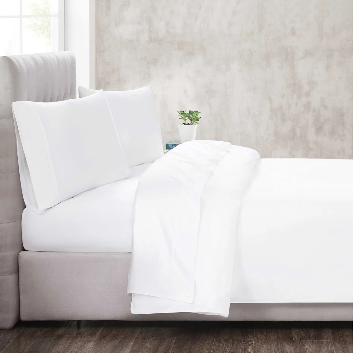Best deal ???? Christian Siriano 300 Thread Count Cotton Sateen Sheet Set ✨ 5 Best deal ???? Christian Siriano 300 Thread Count Cotton Sateen Sheet Set ✨ - Image 3