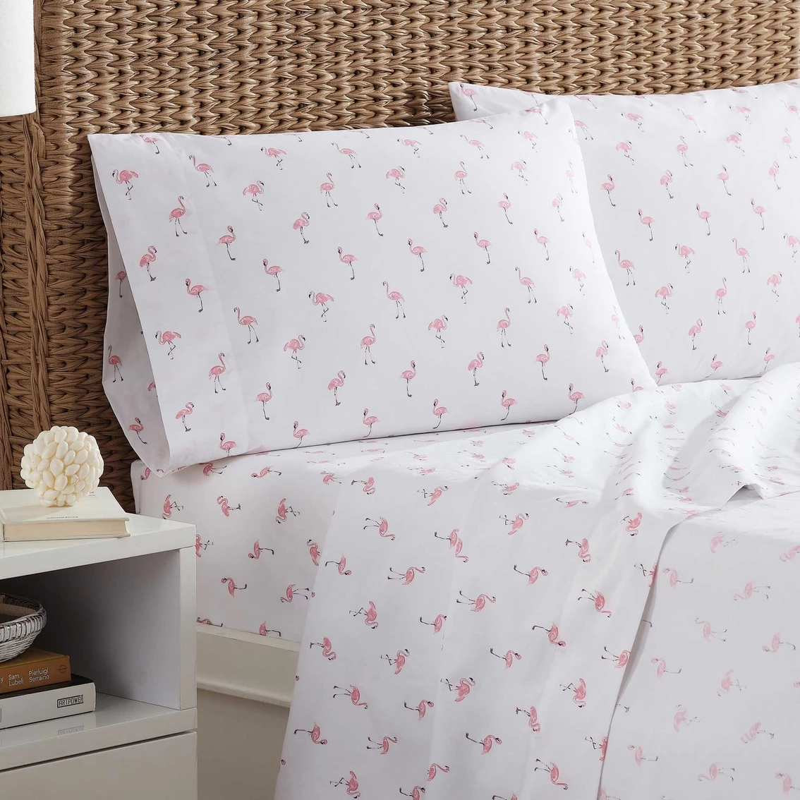 Brand new ???? Southern Tide Flamingos Sheet Set ✔️ 3 Brand new ???? Southern Tide Flamingos Sheet Set ✔️